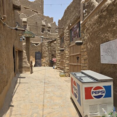 ٢٠٢٥٠٨١٢_١١٤٦٣٦.jpg